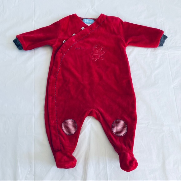 4 For $10    Disney Winnie-the-Pooh Sleeper - Picture 1 of 4